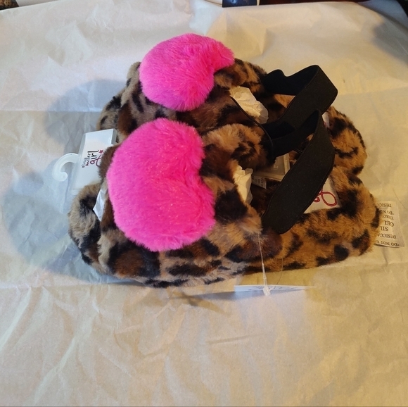OLIVIA Miller Fuzzy Leopard Slippers with Pink Heart Sz.3 - Picture 4 of 5